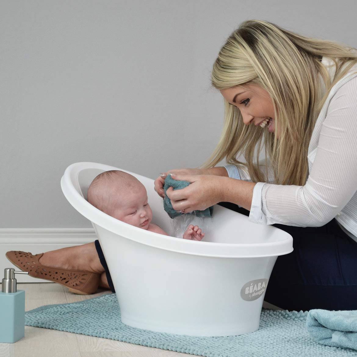 b-aba-shnuggle-badewanne-wei-kompakte-babybadewanne-mit-schaumstoff-r-ckenlehne- image 4