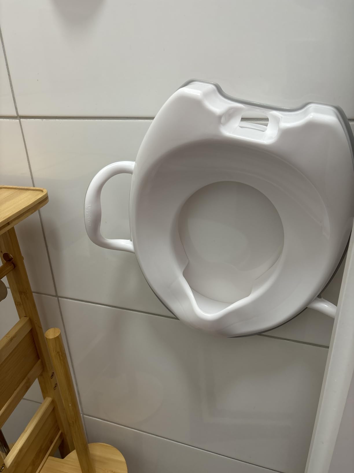 Perfekte Passform auf unserer Toilette