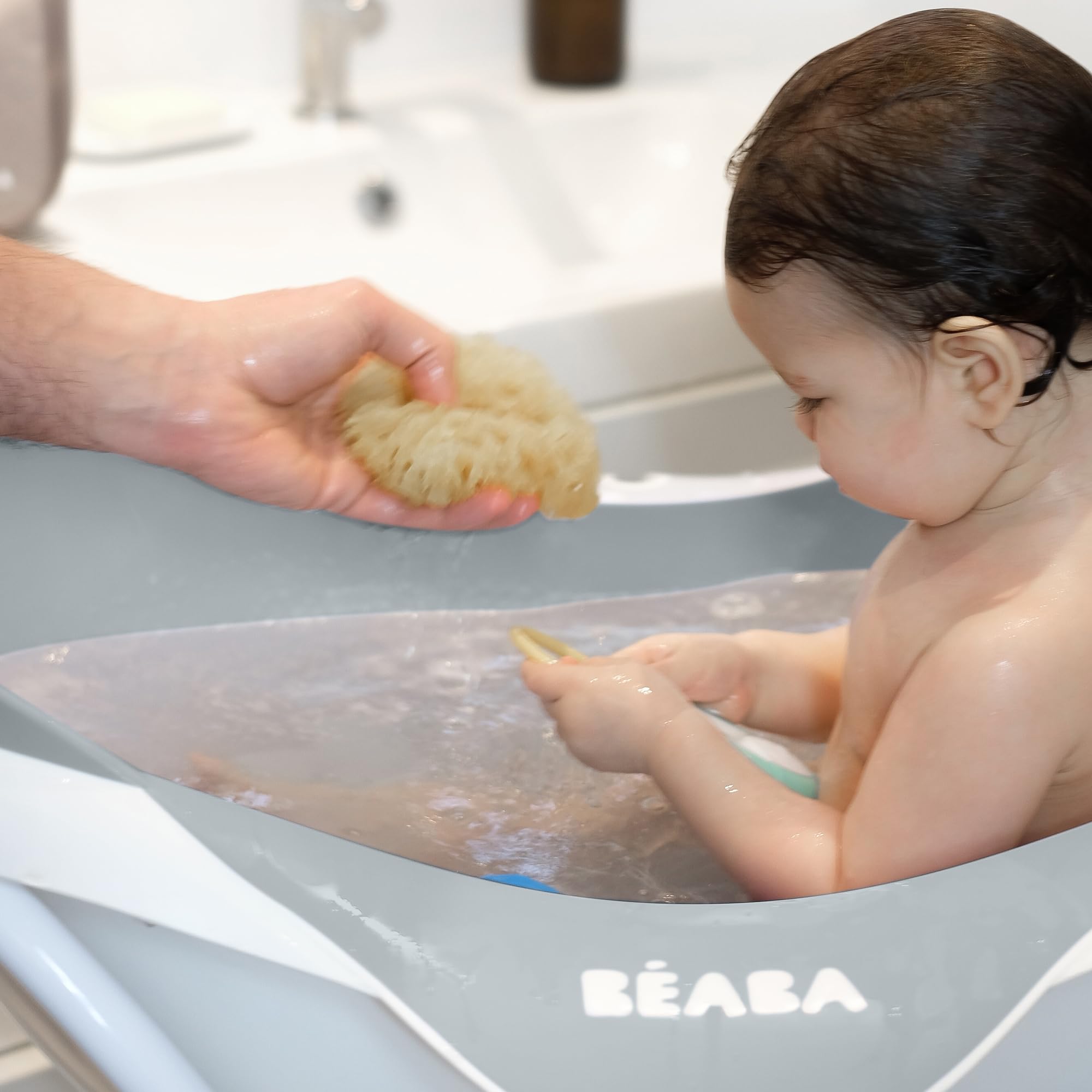 b-aba-cam-l-o-babywanne-rutschsicher-ergonomisch-mit-st-psel-und-brausenhalter-8 image 8