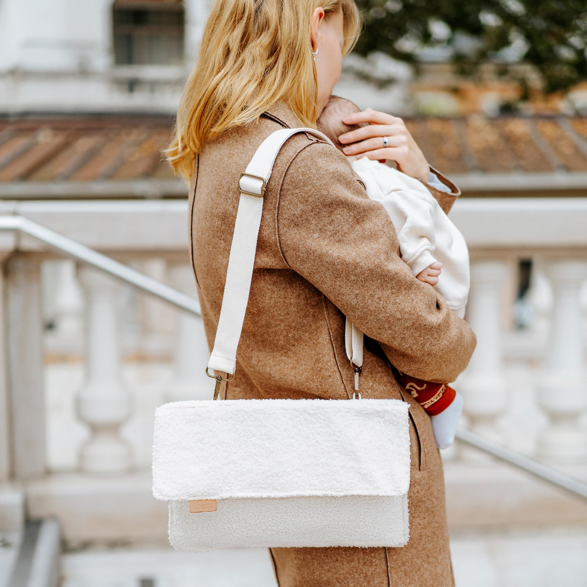 babymoov-tote-bag-sherpa-wickeltasche-35-l-kapazit-t-40-l-mit-balg-flauschige-sh image 2