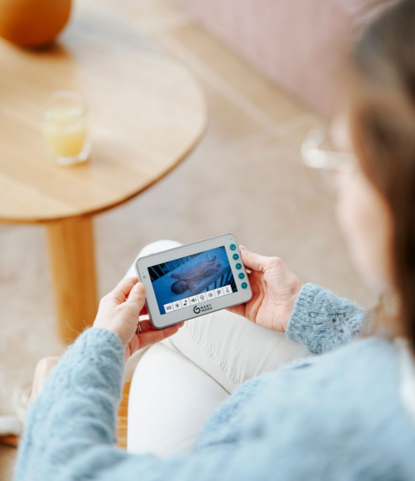babymoov-yoo-moov-babyphone-mit-kamera-testsieger-motorisierte-schwenkkamera-meh image 4