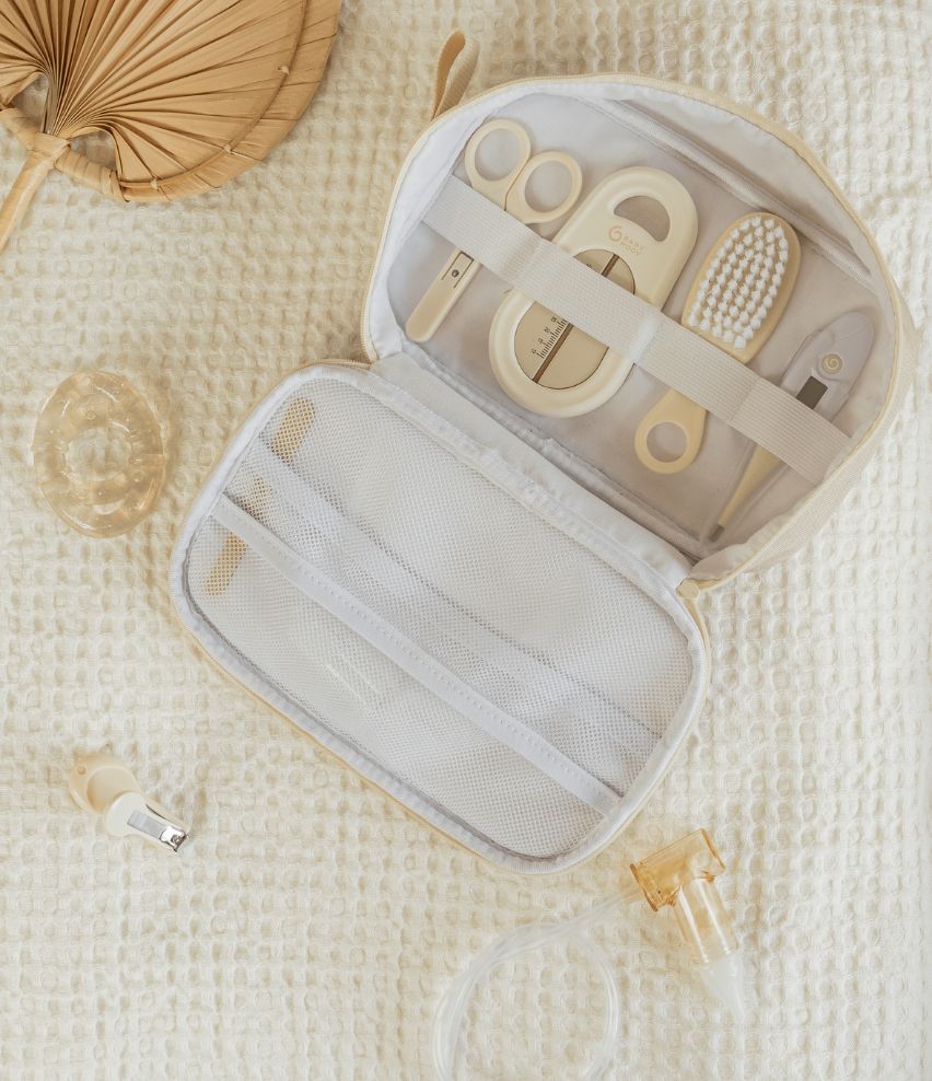 babymoov-babypflege-set-sand-9-teiliges-pflege-set-mit-nagelschere-nasensauger-t image 3